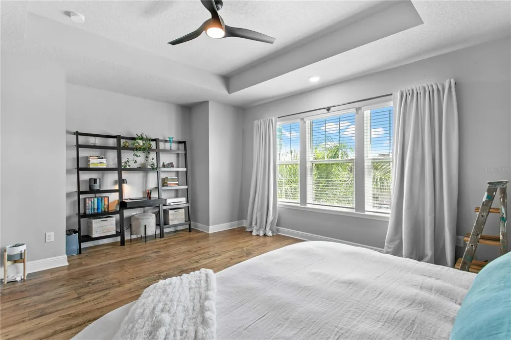 268 8TH STREET St Petersburg, FL 33701