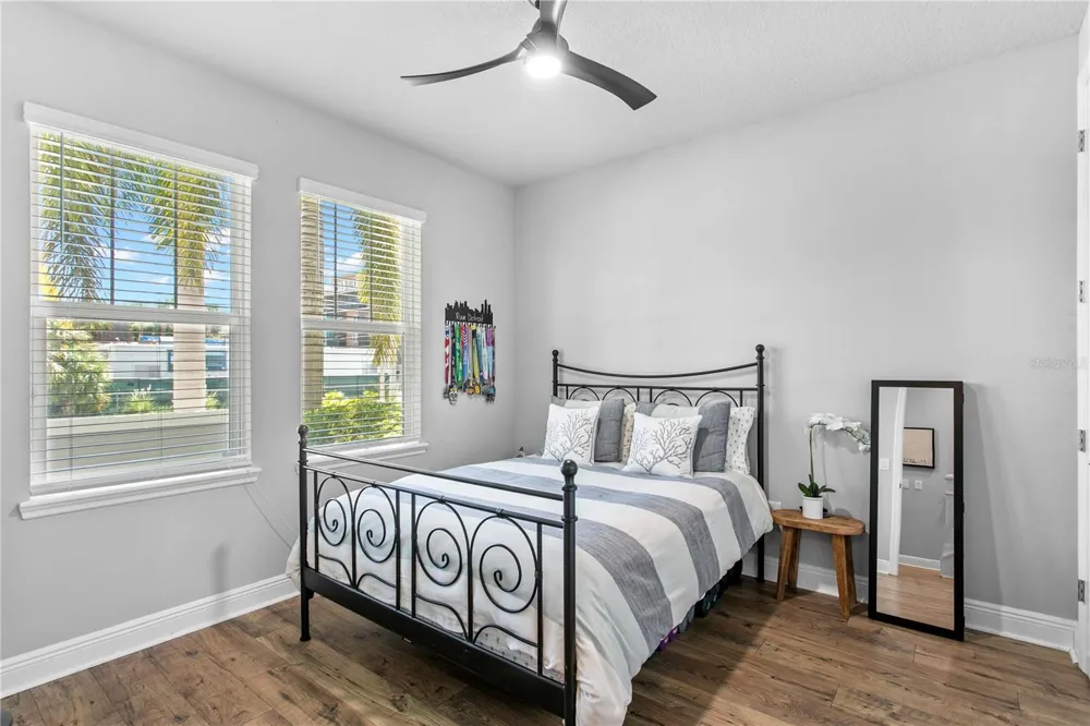 268 8TH STREET St Petersburg, FL 33701