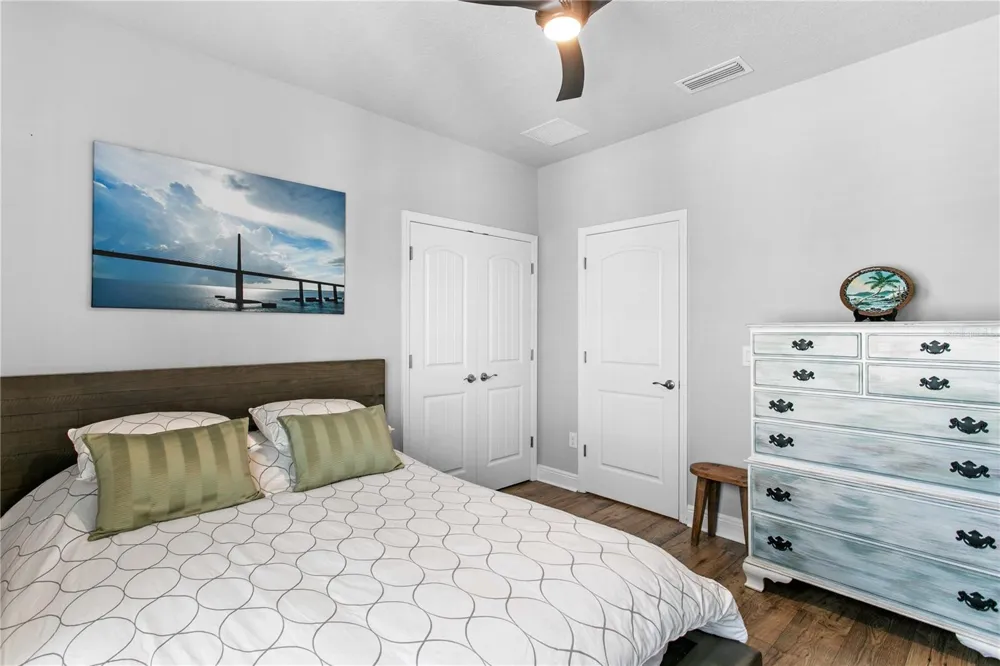 268 8TH STREET St Petersburg, FL 33701