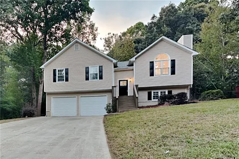 62 Loxley Court