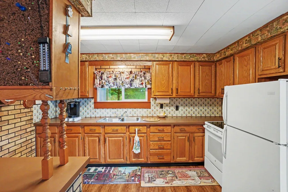 2339 W Midway Drive White Cloud, MI 49349