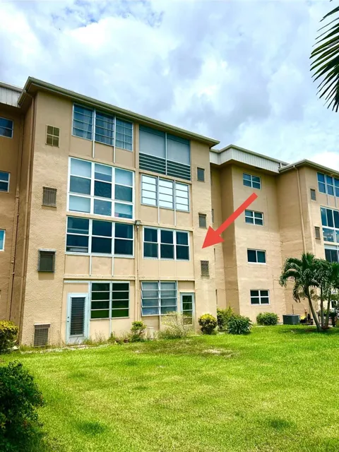 2600 NE 1st Lane #Apt 205