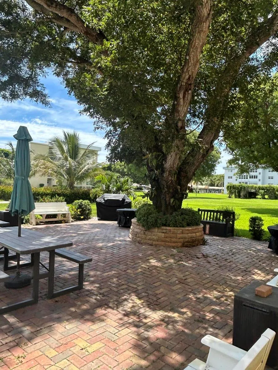 2600 NE 1st Lane #Apt 205 Boynton Beach, FL 33435