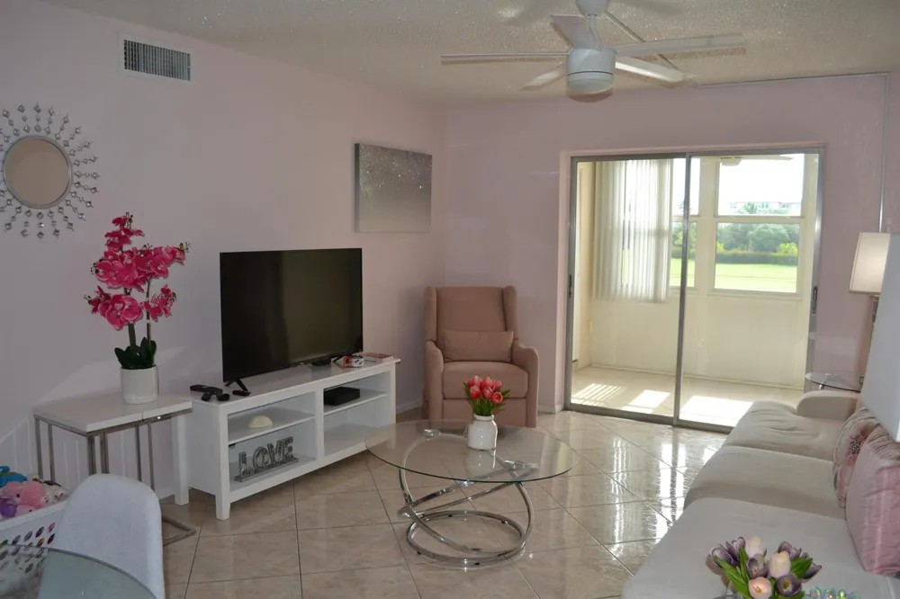 2600 NE 1st Lane #Apt 205 Boynton Beach, FL 33435