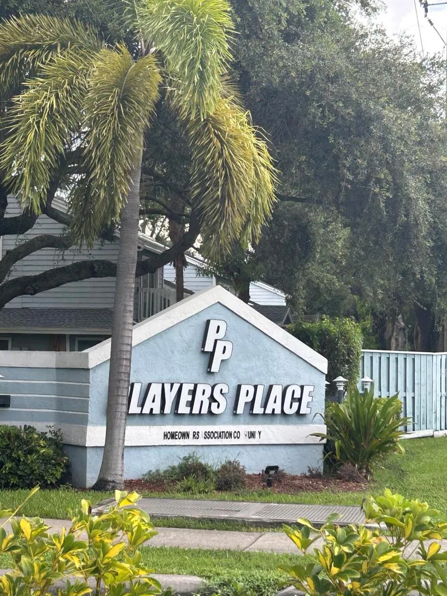 1927 Players Place North Lauderdale, FL 33068