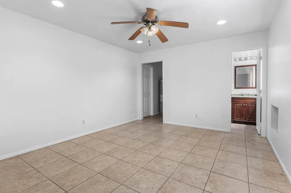 6688 Duckweed Road Lake Worth, FL 33449