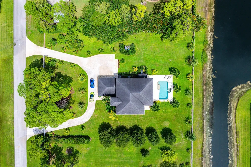 6688 Duckweed Road Lake Worth, FL 33449