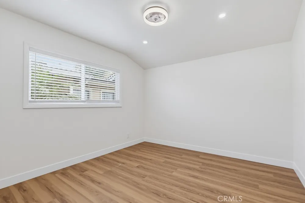 2841 E 69th Long Beach, CA 90805