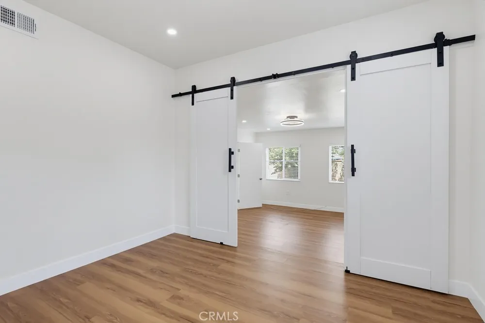 2841 E 69th Long Beach, CA 90805