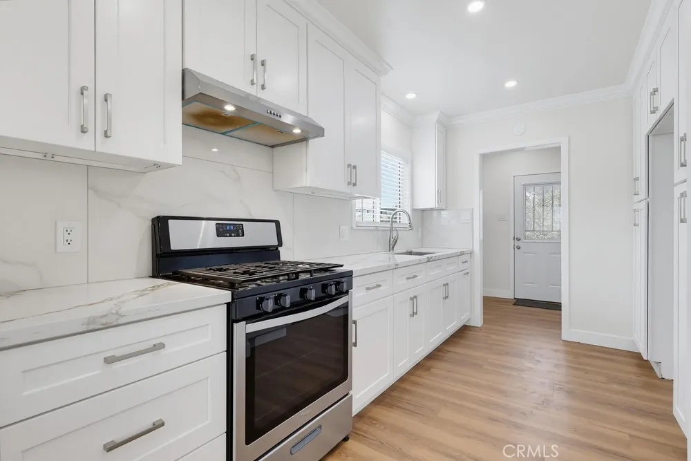 2841 E 69th Long Beach, CA 90805