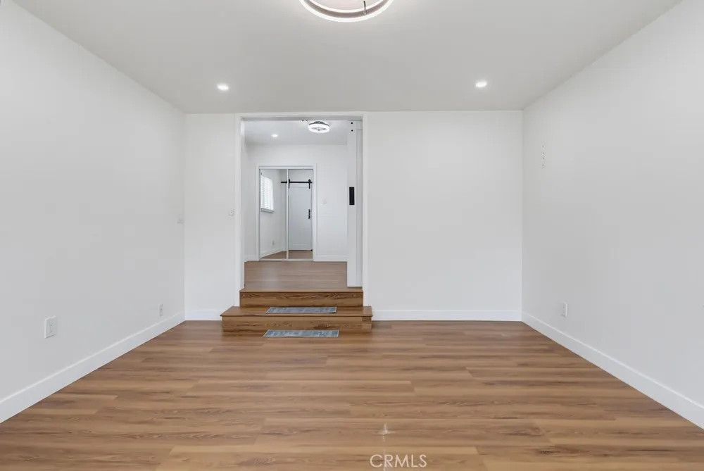 2841 E 69th Long Beach, CA 90805