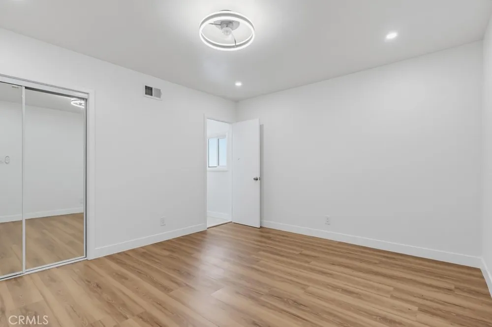 2841 E 69th Long Beach, CA 90805