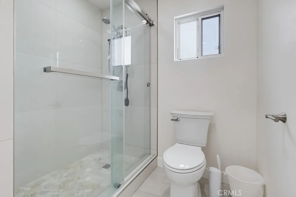 2841 E 69th Long Beach, CA 90805