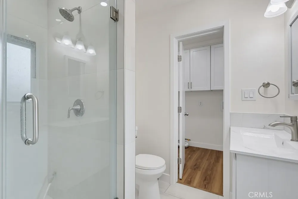 2841 E 69th Long Beach, CA 90805