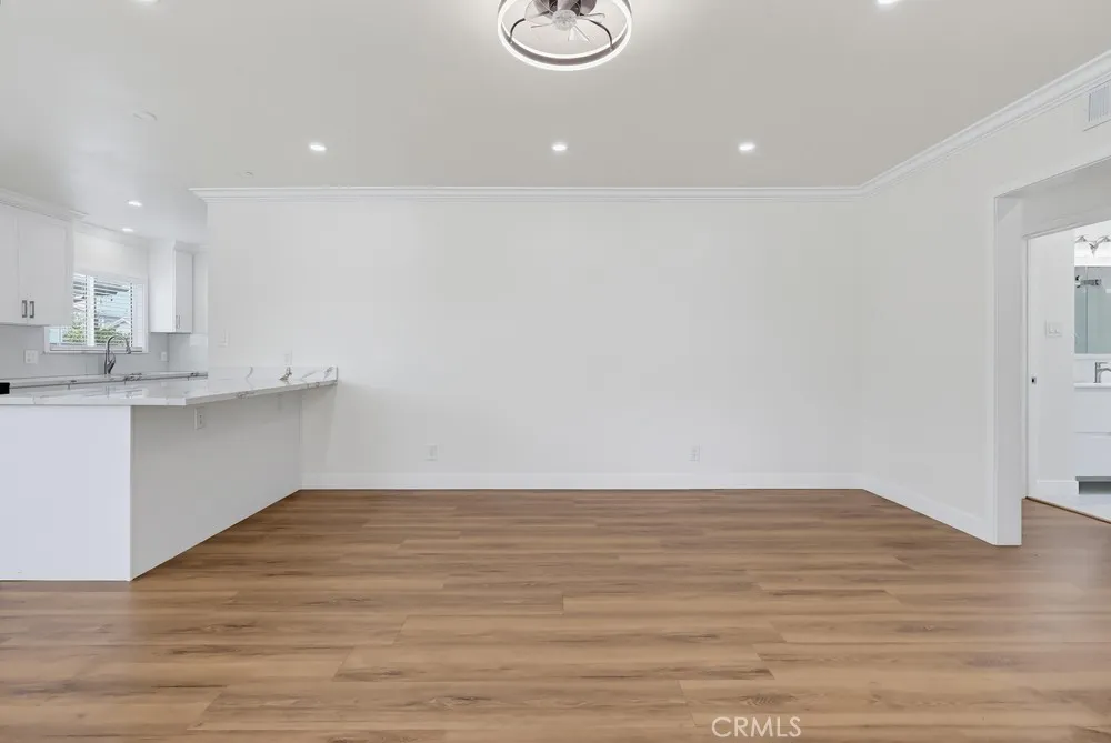 2841 E 69th Long Beach, CA 90805