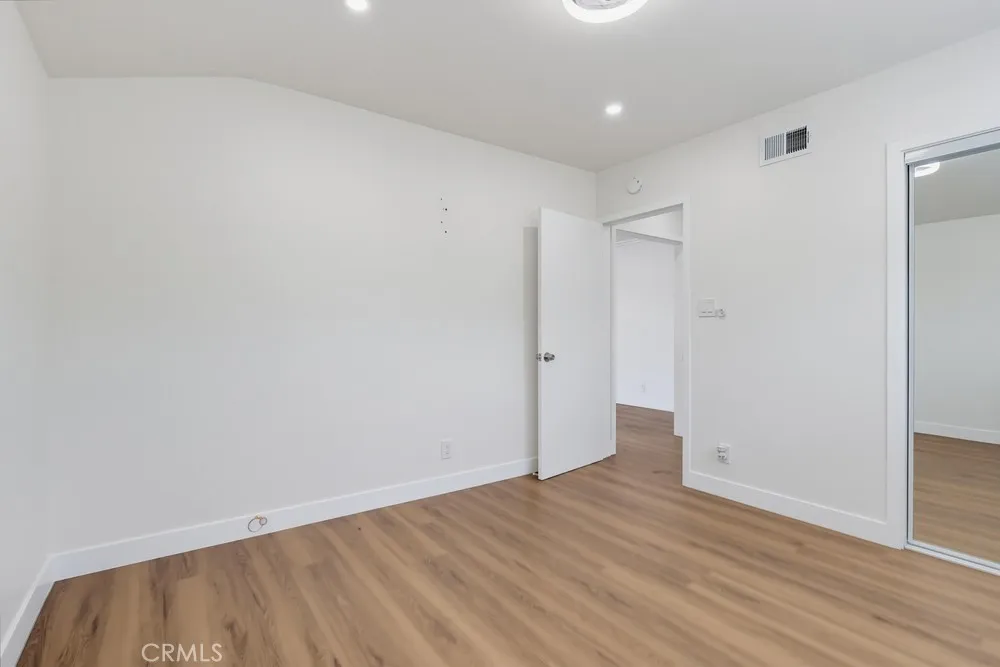 2841 E 69th Long Beach, CA 90805