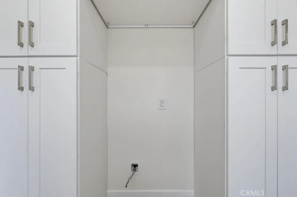 2841 E 69th Long Beach, CA 90805