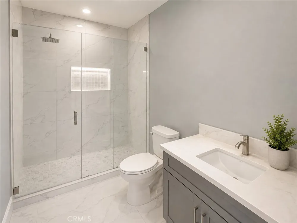 16659 Nordhoff Street North Hills, CA 91343