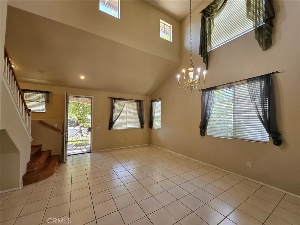 1366 Withorn Court Riverside, CA 92507