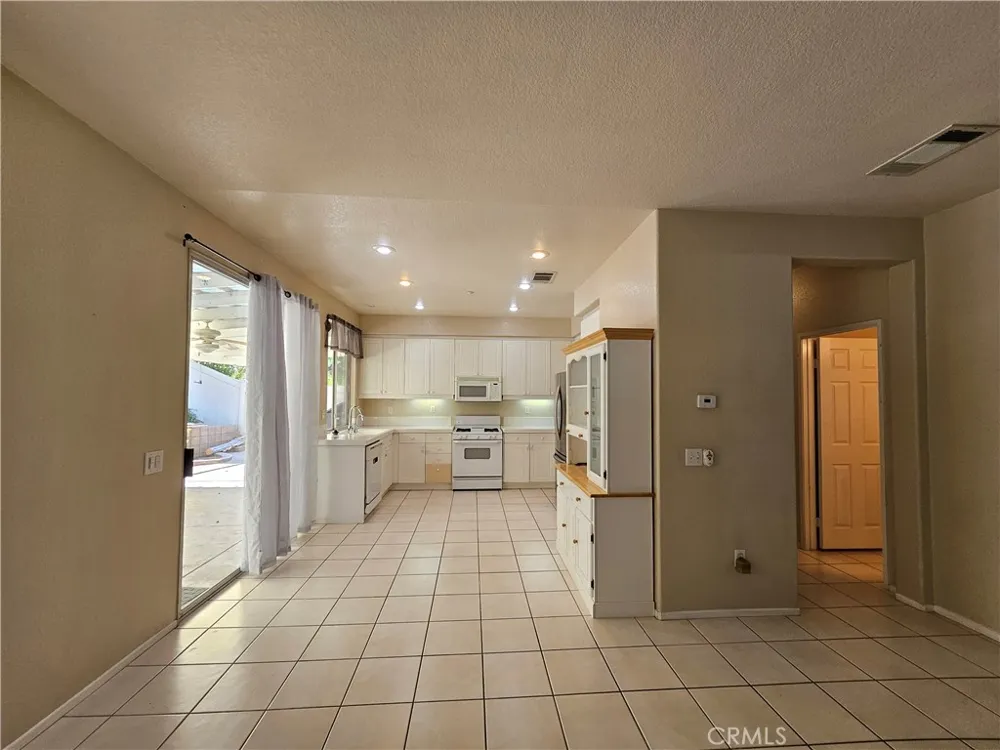 1366 Withorn Court Riverside, CA 92507