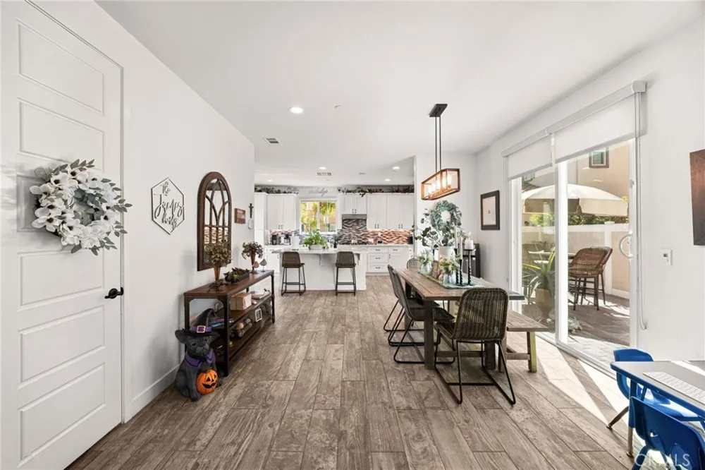 1623 Hogan Court Upland, CA 91784