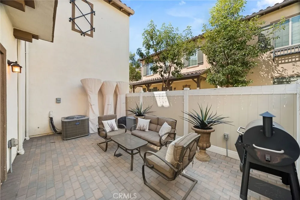 1623 Hogan Court Upland, CA 91784