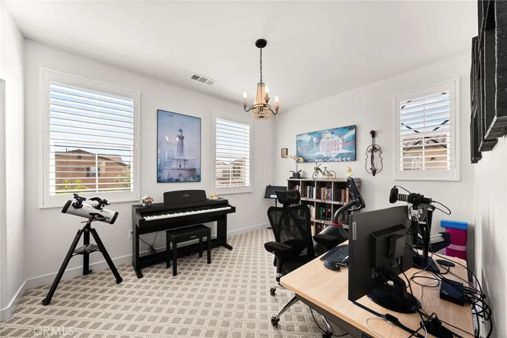 1623 Hogan Court Upland, CA 91784