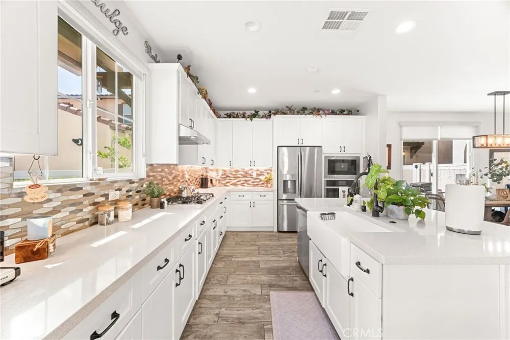 1623 Hogan Court Upland, CA 91784