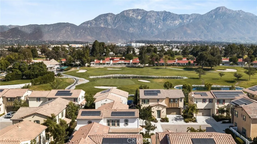 1623 Hogan Court Upland, CA 91784