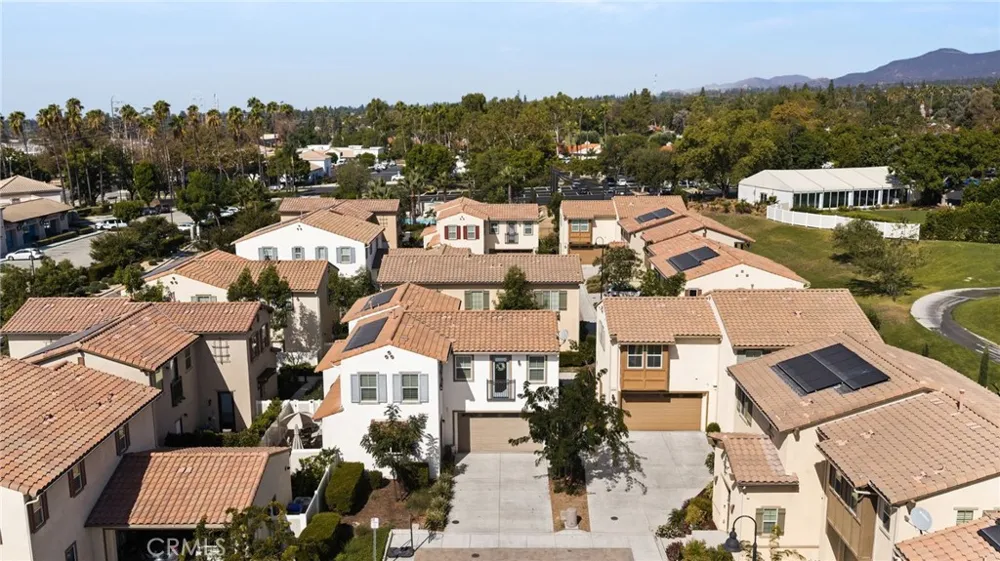1623 Hogan Court Upland, CA 91784