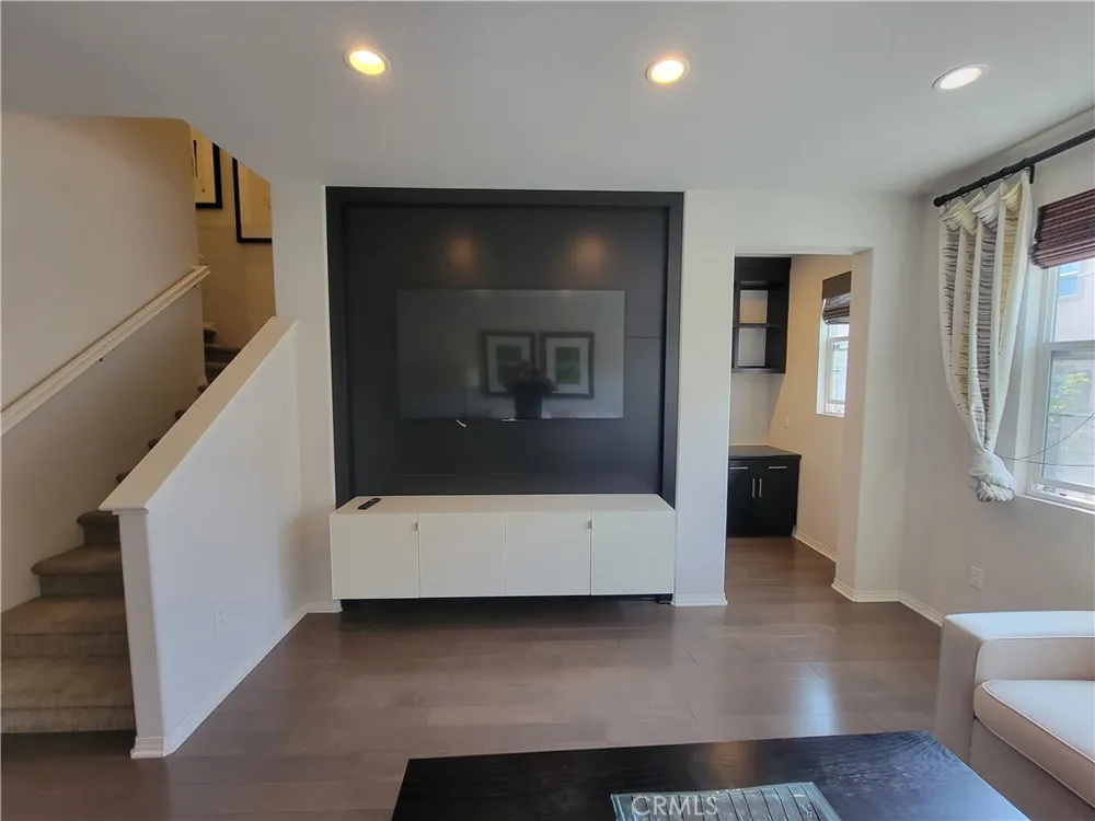 808 Santa Fe Avenue #C San Gabriel, CA 91776