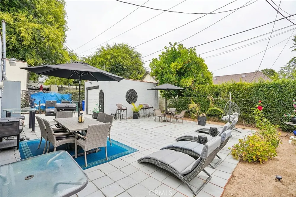 2358 Marengo Avenue Altadena, CA 91001