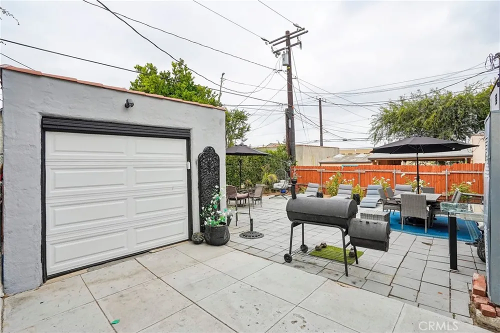 2358 Marengo Avenue Altadena, CA 91001