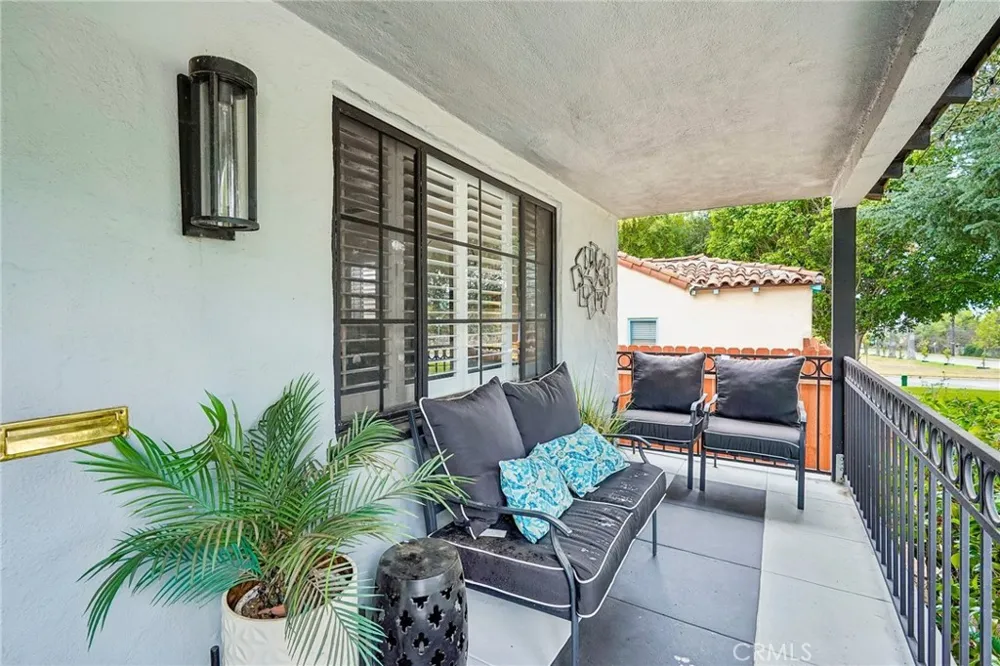 2358 Marengo Avenue Altadena, CA 91001