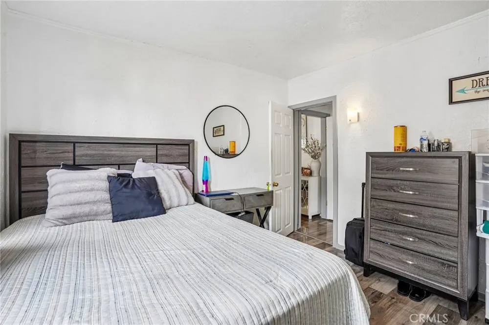 2358 Marengo Avenue Altadena, CA 91001