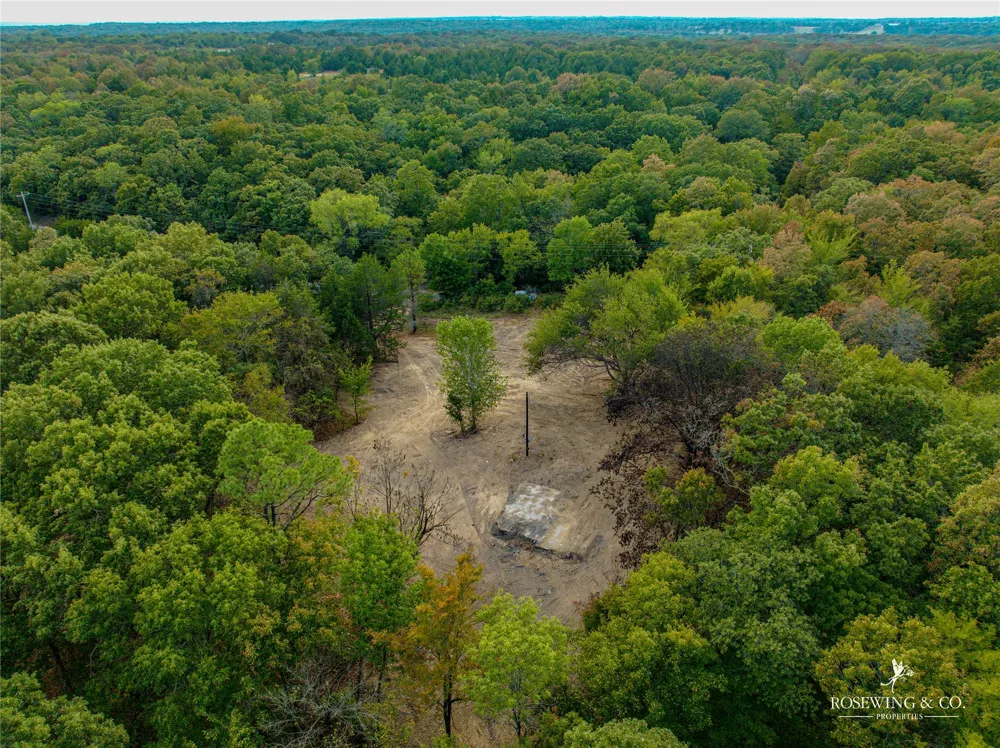22525 Kings Road Tecumseh, OK 74873