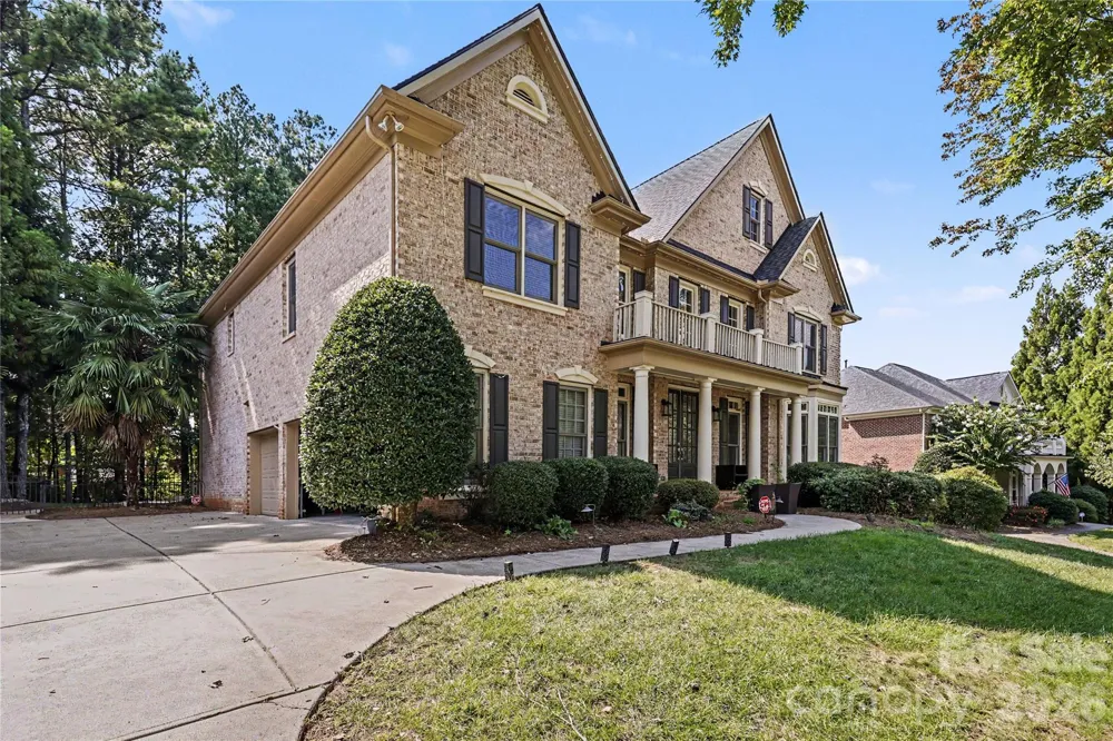 17018 Harcombe Drive Charlotte, NC 28277