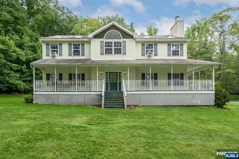 34 Highland Avenue