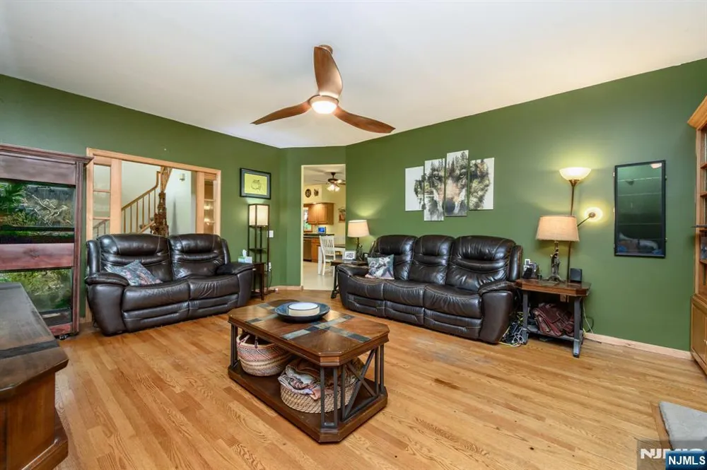 34 Highland Avenue Green, NJ 07821