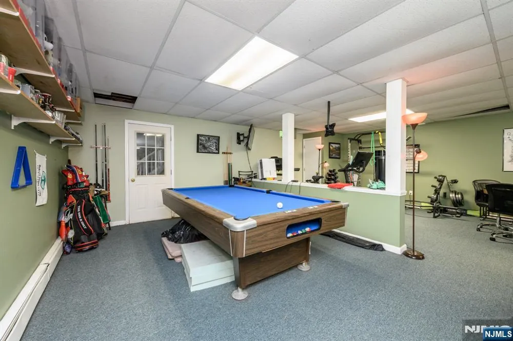 34 Highland Avenue Green, NJ 07821