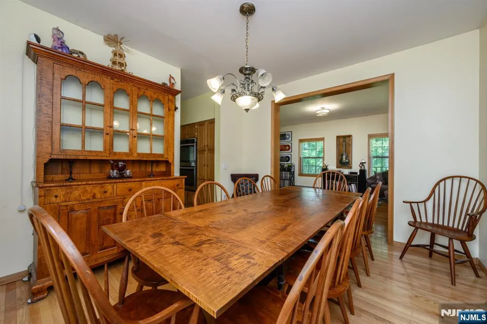 34 Highland Avenue Green, NJ 07821