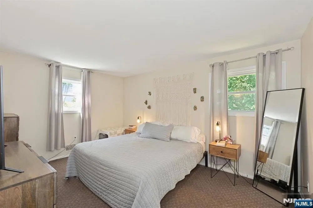 91 Legion Place Hillsdale, NJ 07642