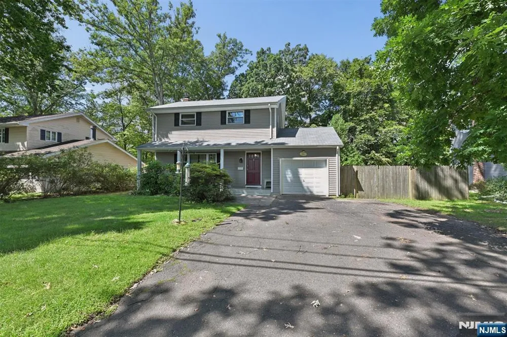 91 Legion Place Hillsdale, NJ 07642