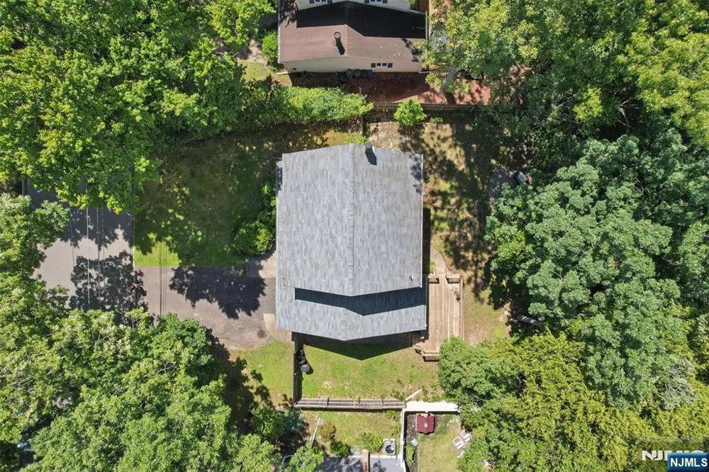 91 Legion Place Hillsdale, NJ 07642