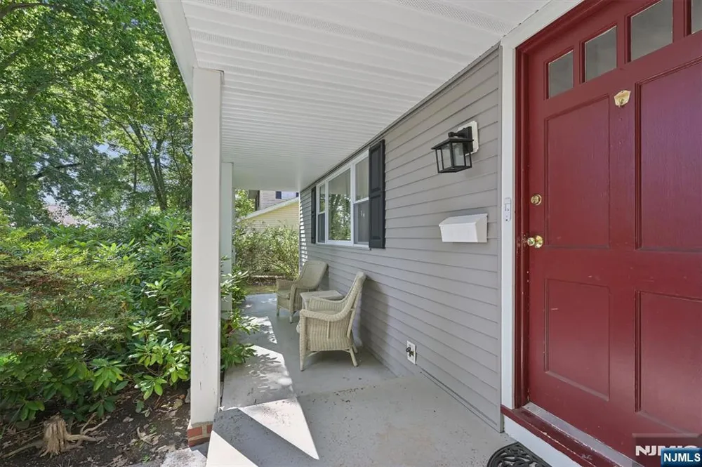 91 Legion Place Hillsdale, NJ 07642