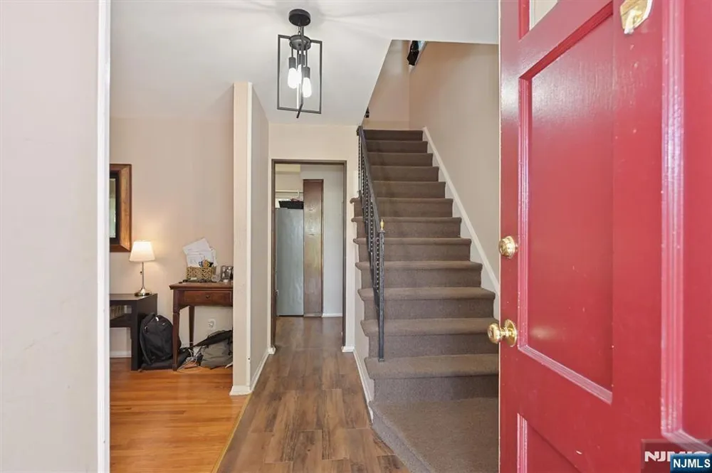 91 Legion Place Hillsdale, NJ 07642