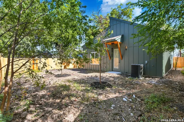 803 MCKINLEY AVE San Antonio, TX 78210