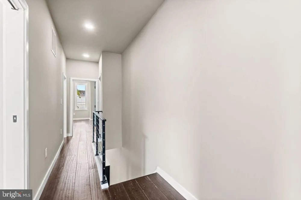 3371 EMERALD STREET Philadelphia, PA 19134