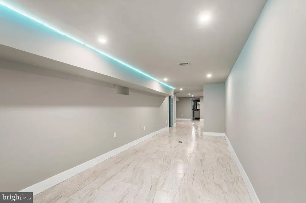 3371 EMERALD STREET Philadelphia, PA 19134