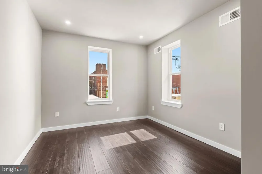 3371 EMERALD STREET Philadelphia, PA 19134